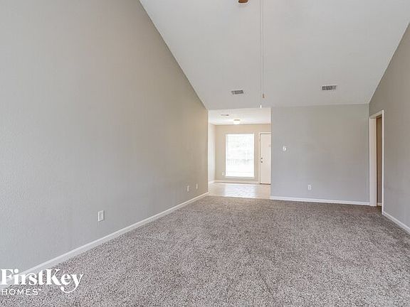 3rd image of 8006 Barnhill Dr