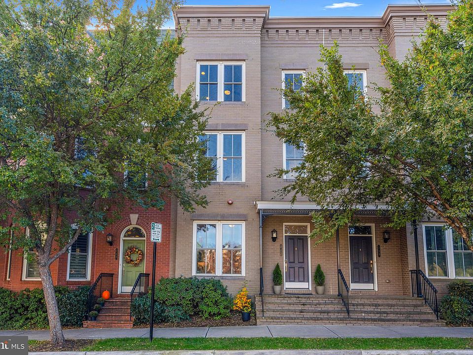 1st image of 715 McKenzie Ave