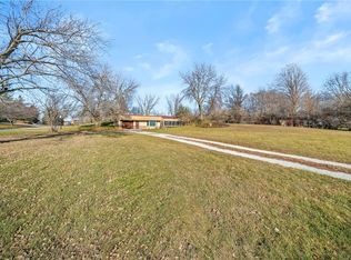 19275 123rd Pl, Perry, IA 50220