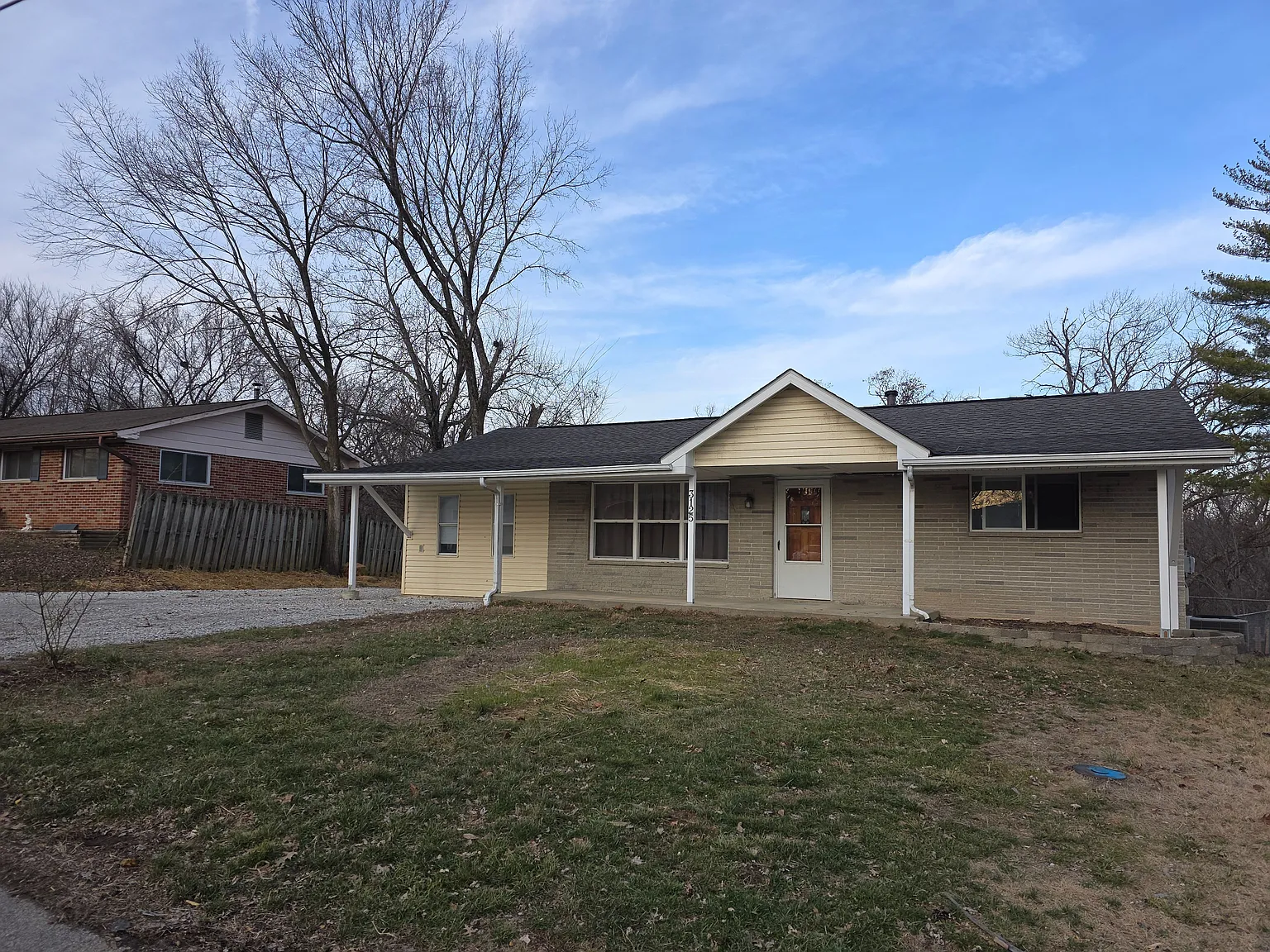 3125 Phils Dr photo 1