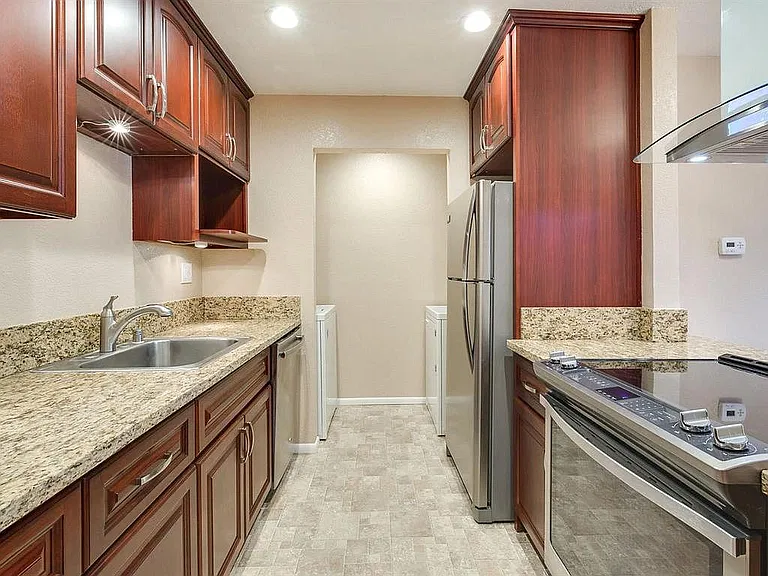 8201 Camino Colegio Dr #127 — Photo 2