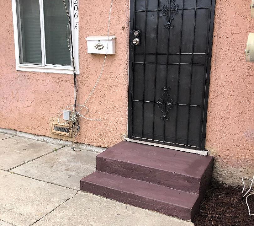 1st image of 1206 W 97th St