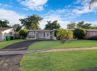 6960 NW 24th St, Sunrise, FL 33313