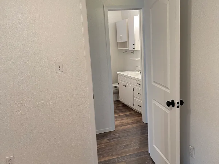 1217 Dirkson St — Photo 16