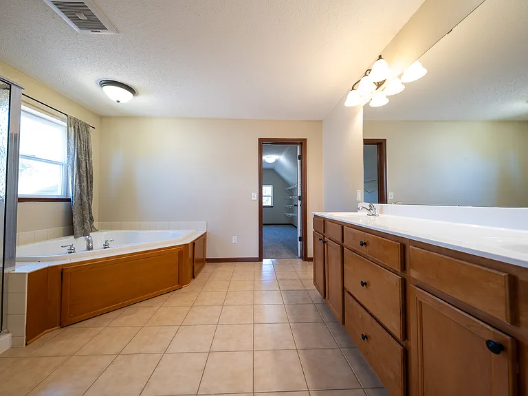 16549 Dodd Ln — Photo 23