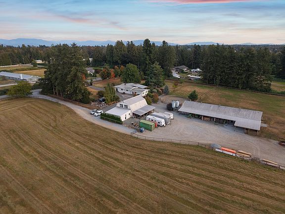 3rd image of 6035 Bradner Rd
