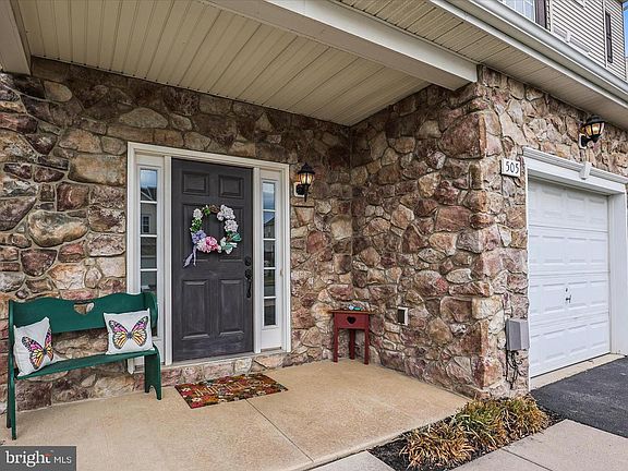 2nd image of 505 Marion Rd