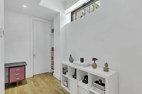 Rented by Compass | media 27