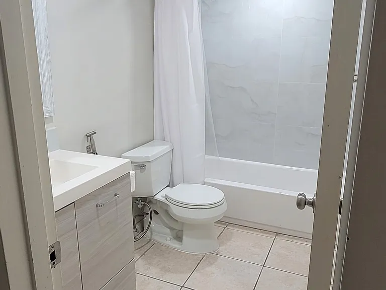 9611 SW 77th Ave #A — Photo 12