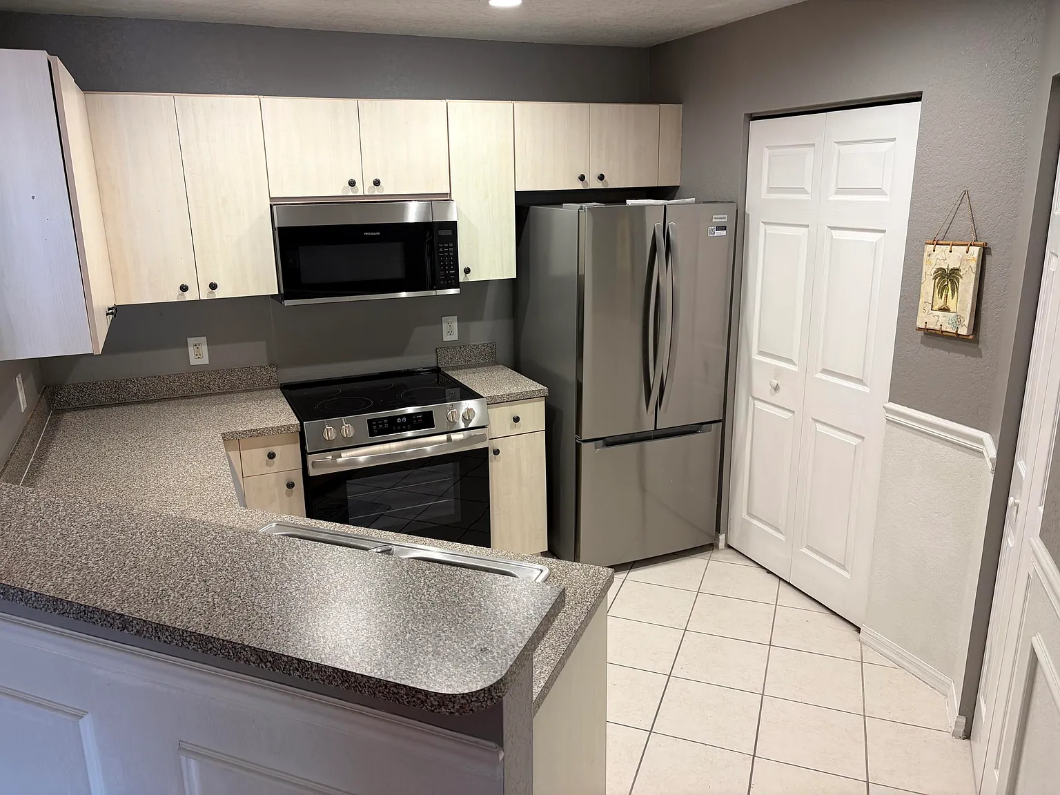 1 bed, 1.0 bath, 778 sqft, $2,150 — Photo 1