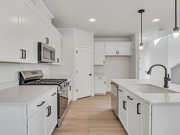6th image of this home