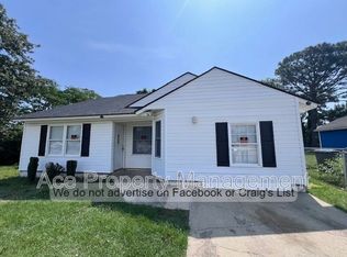1543 Bingham Dr, Fayetteville, NC 28304