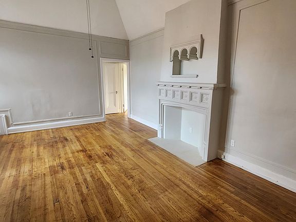 4th image of 9829 Lake Ave #E408