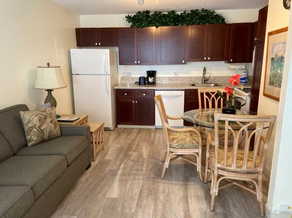 2240 Kuhio Ave, Honolulu, HI 96815