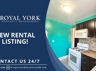 1305 King St W #22, Toronto, ON M6K1G9