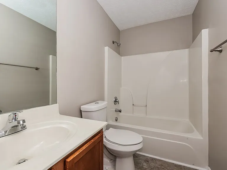 4060 George Buchanan Dr — Photo 12
