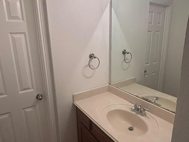 Sink area