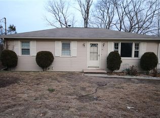 47 Steven Dr, West Warwick, RI 02893