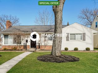 2888 Dover Rd, Columbus, OH 43209