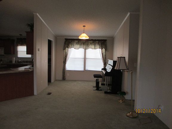 4th image of 27 Eagle Way