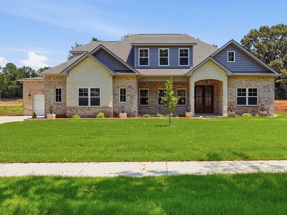 1st image of 424 Landers Rd