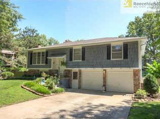 9935 Parkhill Rd, Lenexa, KS 66215