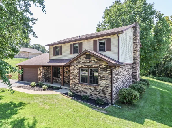 230 Grassyfork Ln, Martinsville, IN 46151