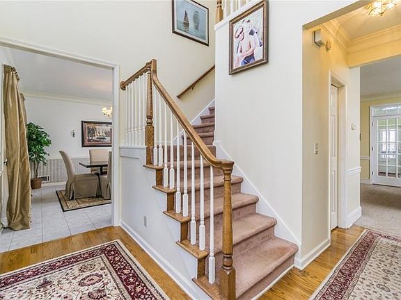 3rd image of 2317 Kingsford Ct