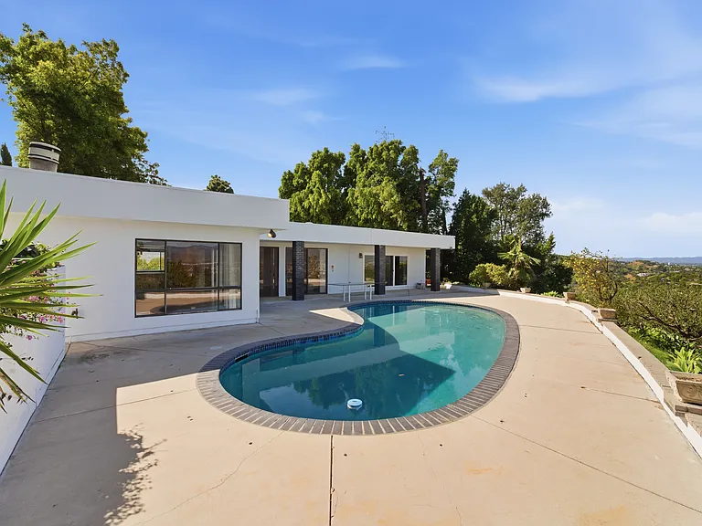 3329 Dona Rosa Dr — Photo 38