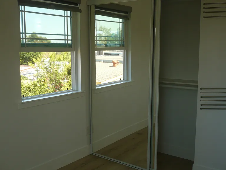 5312 Maple St — Photo 16