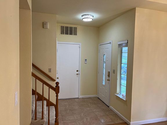 2nd image of 44789 Lynx Dr