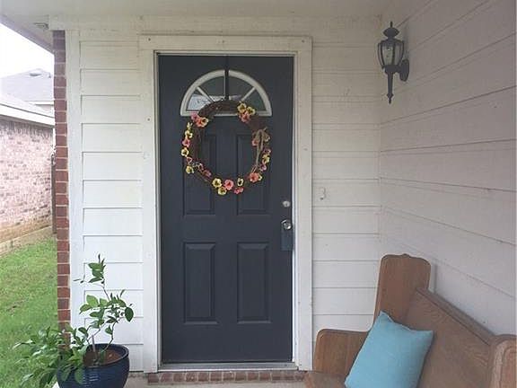 3rd image of 131 Jefferson Dr