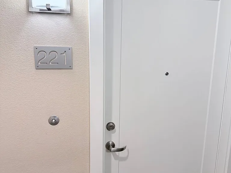926 Woodside Road, Redwood City — Photo 8