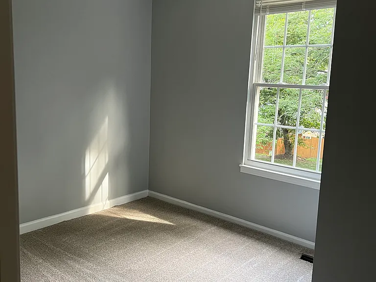 1683 Bayfield Way — Photo 10