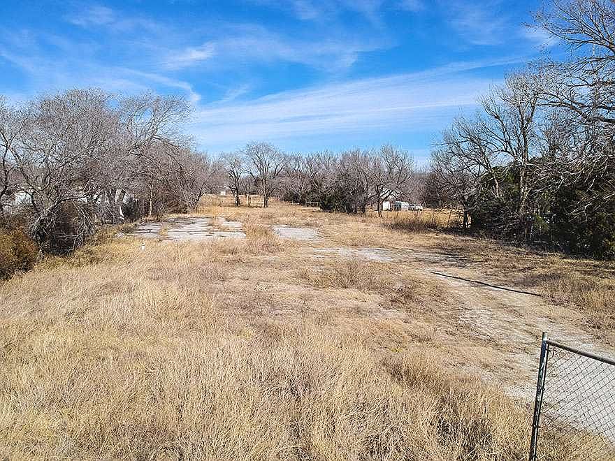 1st image of 1110 E Us Highway 54