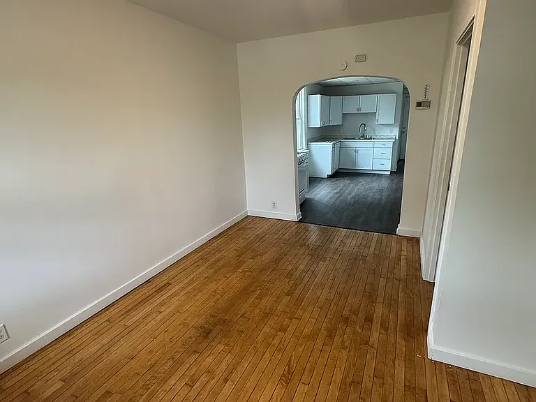 2538 Schrage Ave #LF — Photo 9