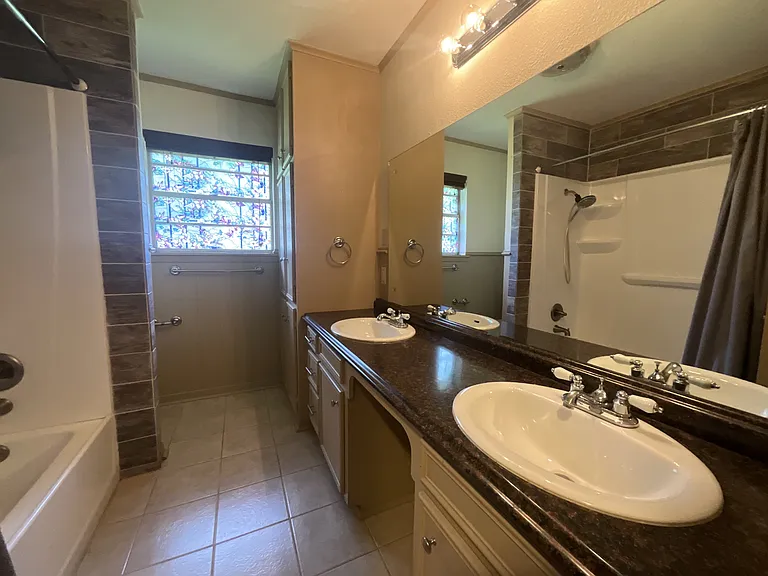 530 Hilliard Dr — Photo 28