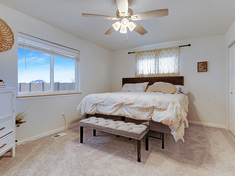 420 S Clarion Dr — Photo 10