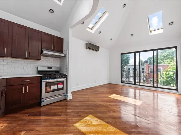 154 Eldert Lane, Brooklyn, NY 11208