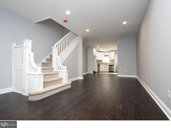 4th image of 6248 Larchwood Ave