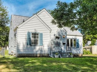 1700 59th St, Des Moines, IA 50322