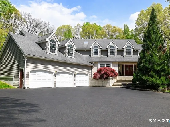 59 Greenbriar Road, Oxford, CT 06478