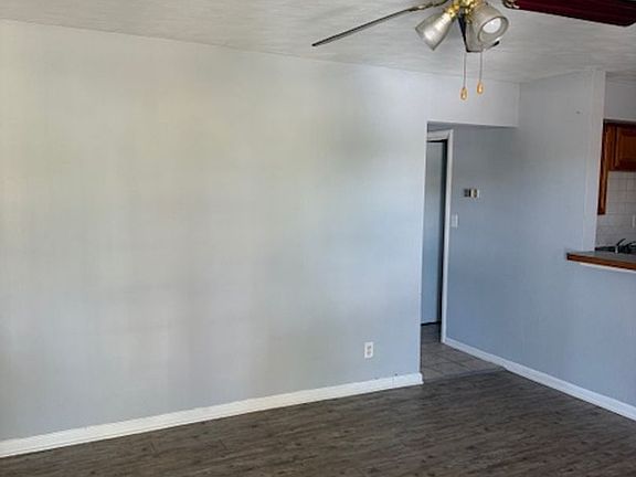 2nd image of 1851 E Ocean View Ave #5