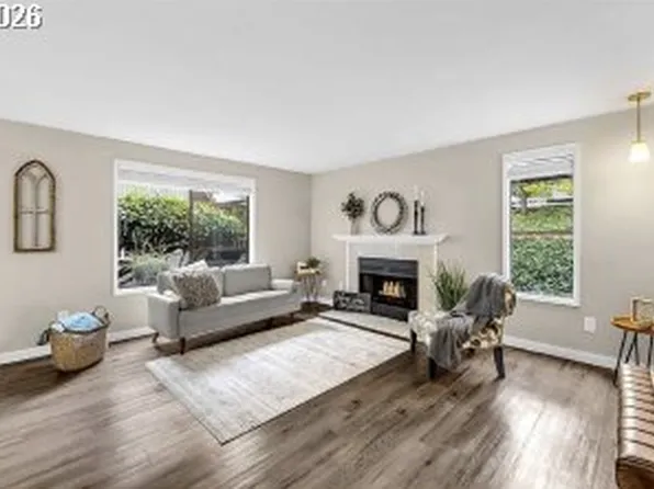 1504 NE 72nd St APT 4, Vancouver, WA 98665