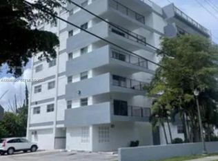 Pine Tower, North Miami Beach, FL 33160
