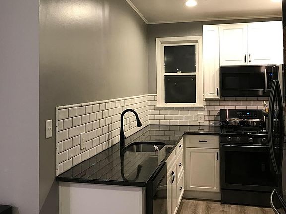 4th image of 3887 Manayunk Ave Floor 2