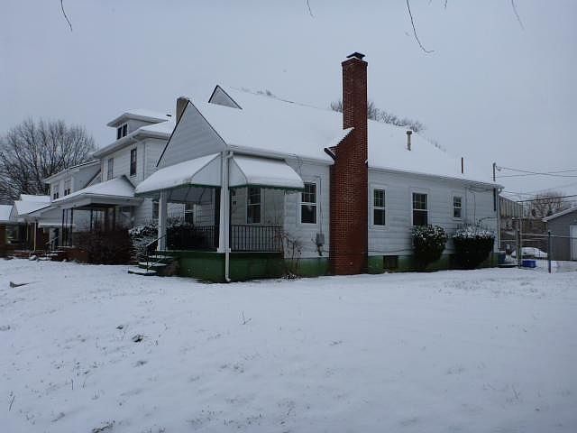 1st image of 1912 Oakridge Dr