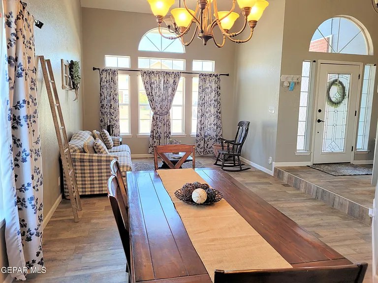 7401 Plaza Taurina Dr — Photo 5