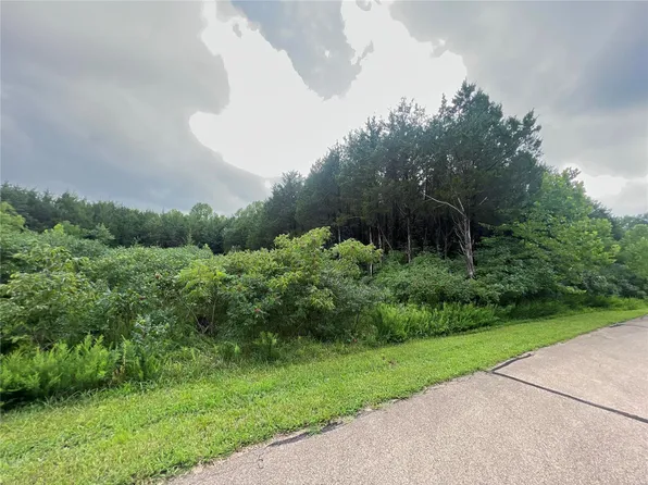 6122 Tall Cedars Rd, Hillsboro, MO 63050