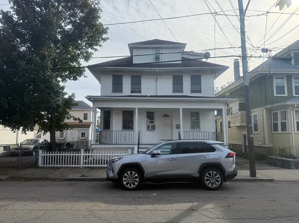 82 2nd St, Medford, MA 02155